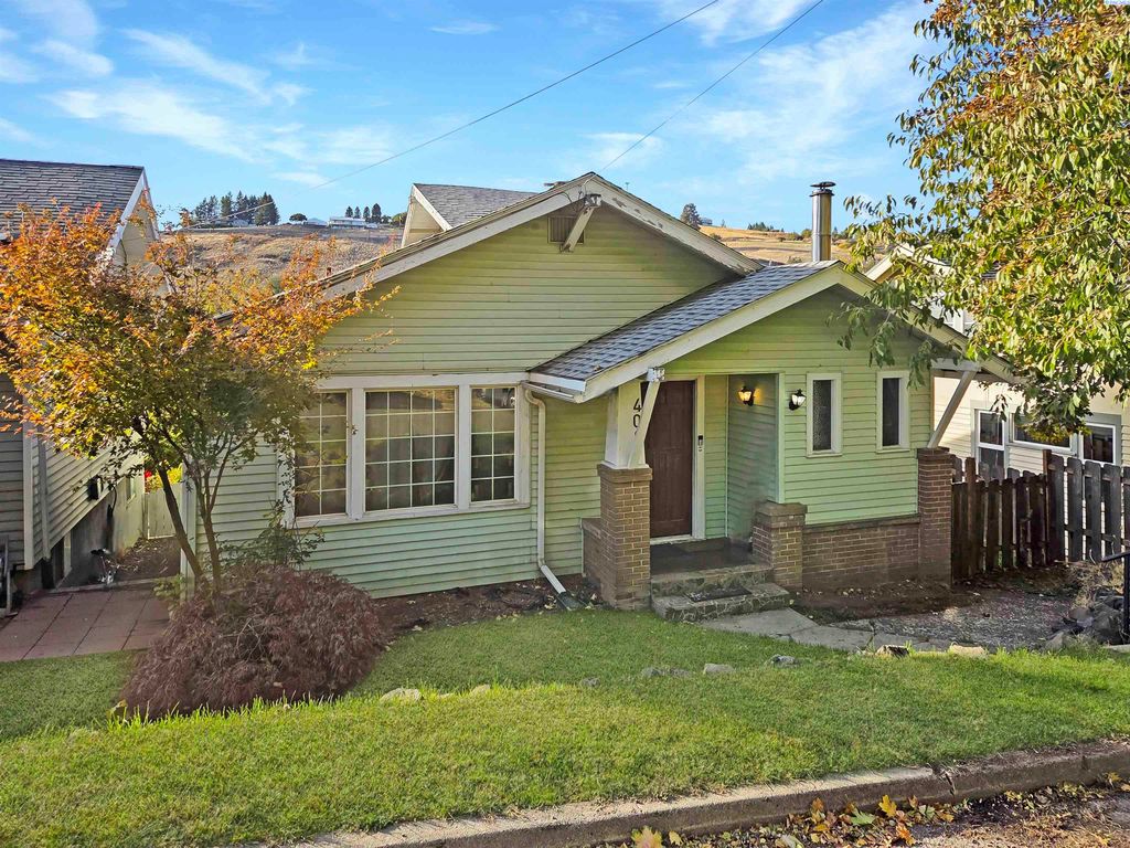 Photo of 408 S Mill St, Colfax, WA 99111 (MLS # 288877)