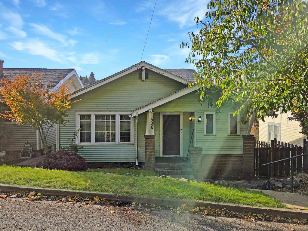 Photo of 408 S Mill St, Colfax, WA 99111 (MLS # 288877)