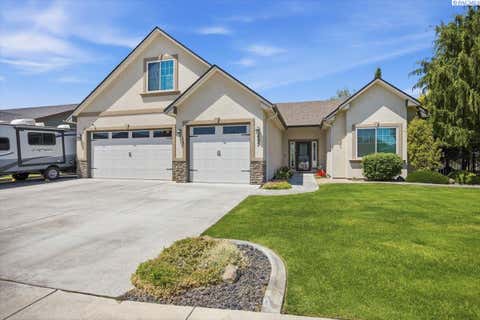Photo of 693 Tanglewood Drive, Richland, WA 99352 (MLS # 293514)