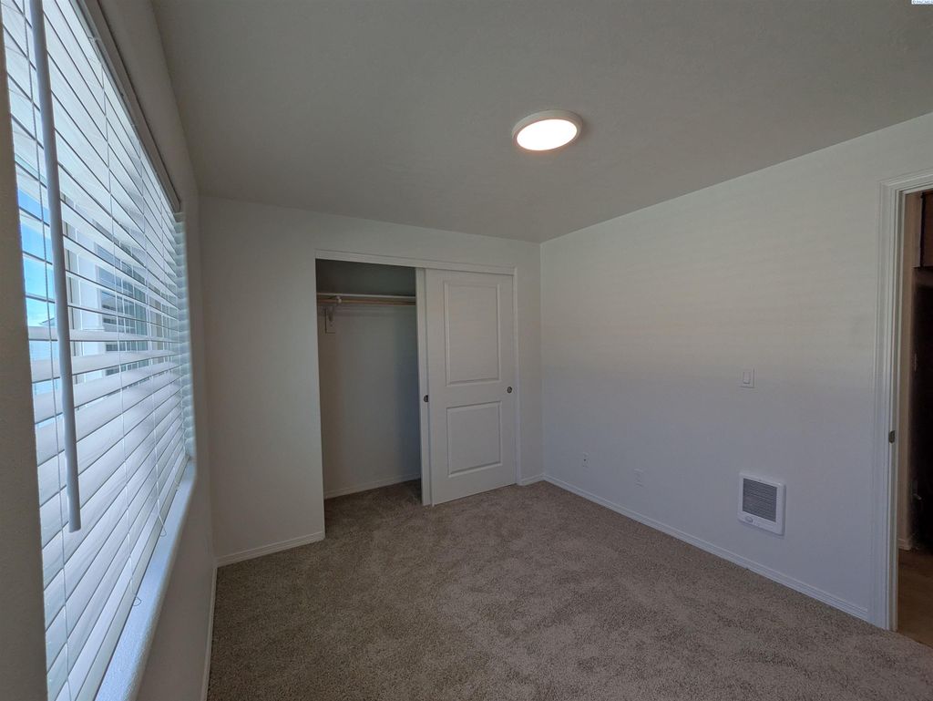 Photo of 3731 S Quay Street, Kennewick, WA 99338 (MLS # 292500)