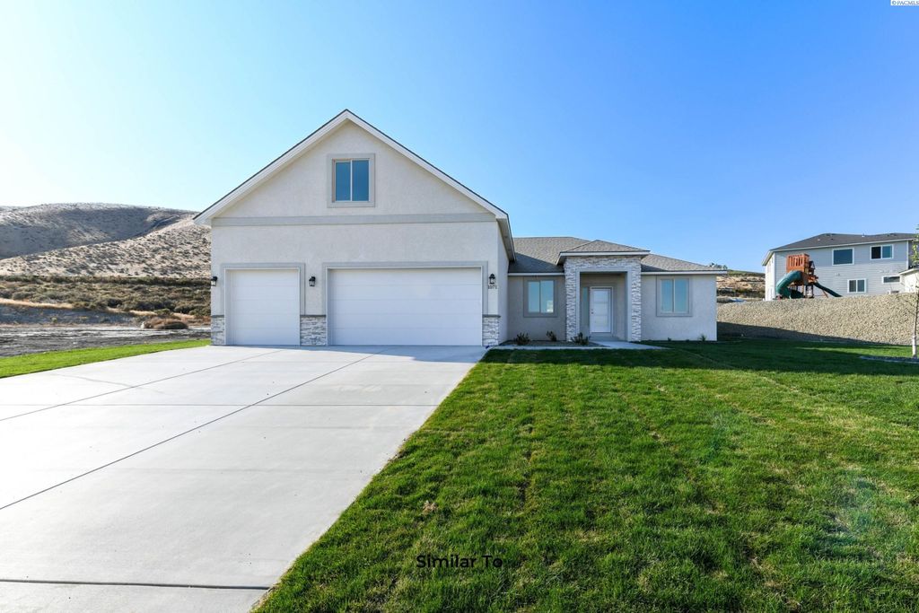 Photo of 6801 Bluegill Ln, Pasco, WA 99301 (MLS # 289007)