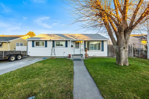 Photo of 1511 N 18th Ave, Pasco, WA 99301 (MLS # 289348)