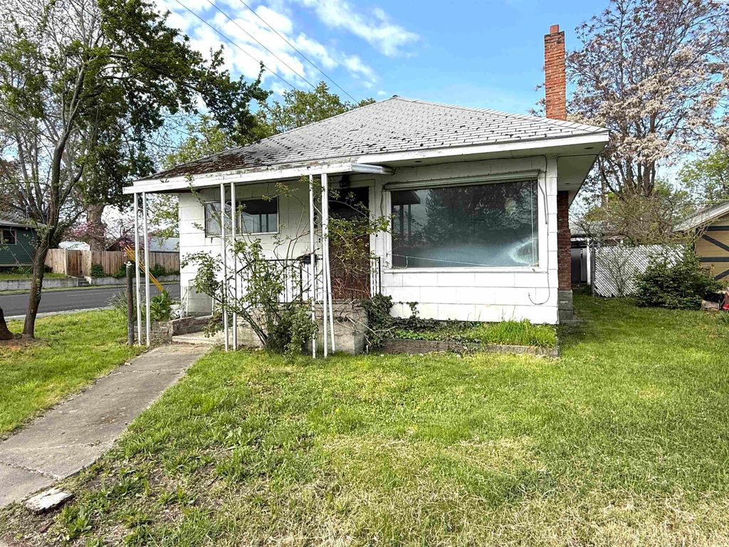 Photo of 746 9th Street, Clarkston, WA 99403 (MLS # 292487)