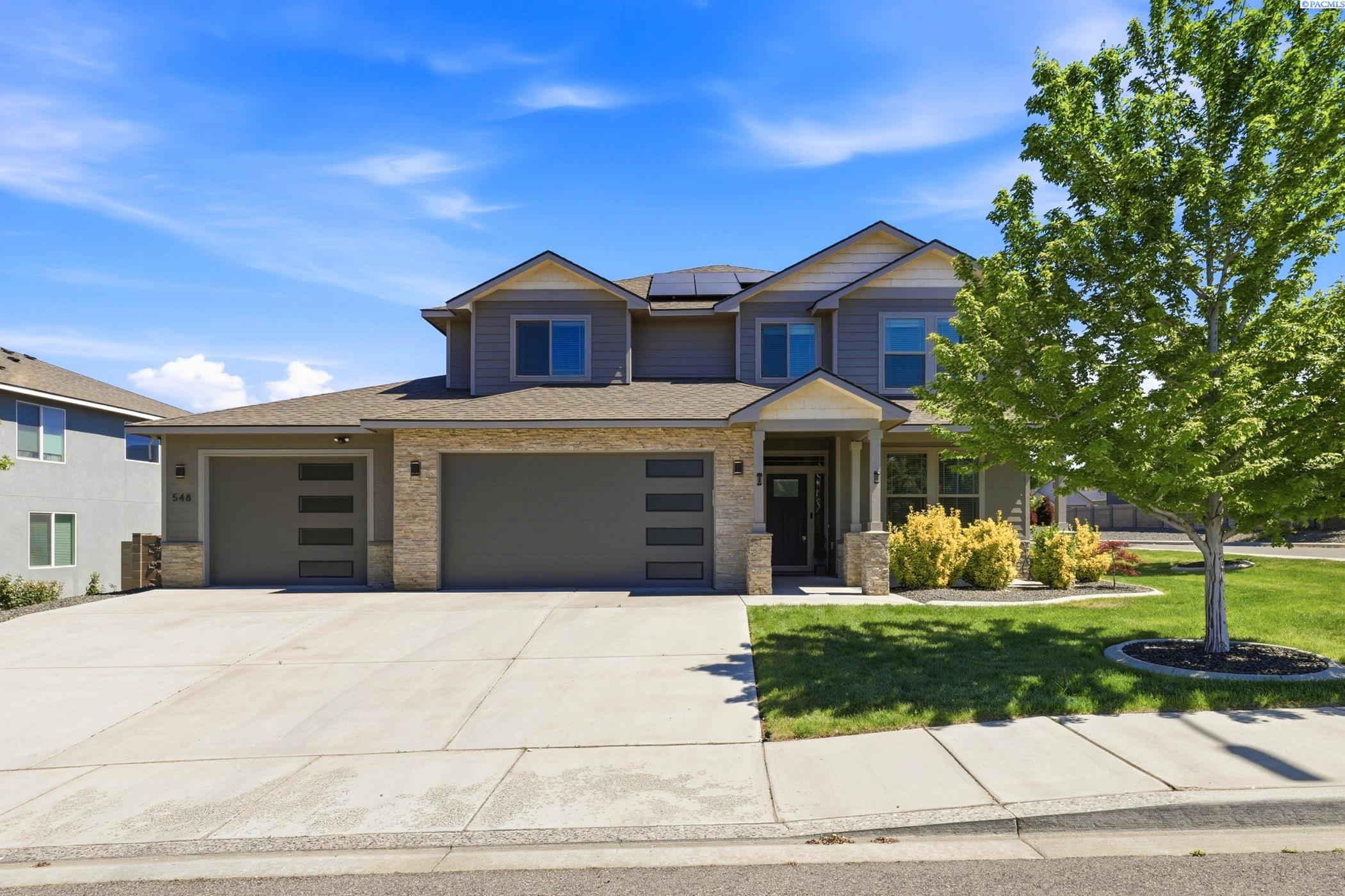 Photo 1 of 49 — 548 Athens Dr, West Richland, WA 99353