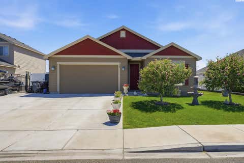 Photo of 3909 Providence Ln, Pasco, WA 99301 (MLS # 294347)