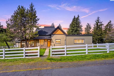 Photo of 745 N J St, Palouse, WA 99161 (MLS # 292292)