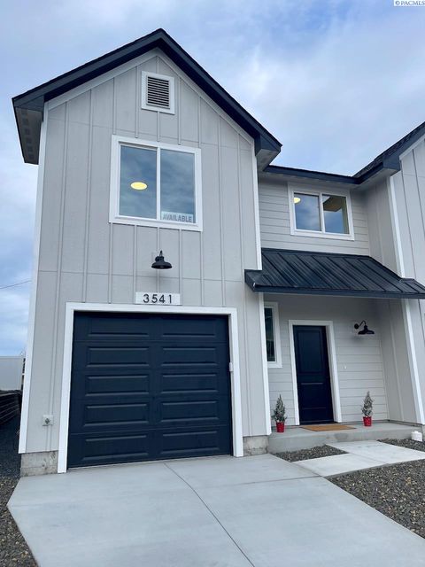 Photo of 3541 W 6th Place, Kennewick, WA 99336 (MLS # 289138)