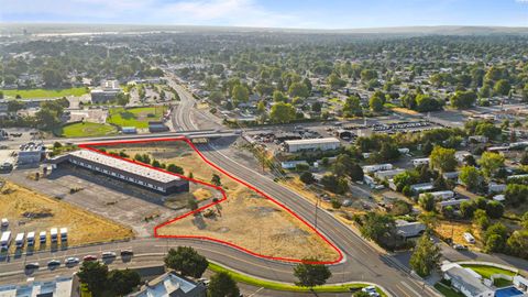 Photo of 2900 W 4th Ave, Kennewick, WA 99336 (MLS # 286890)