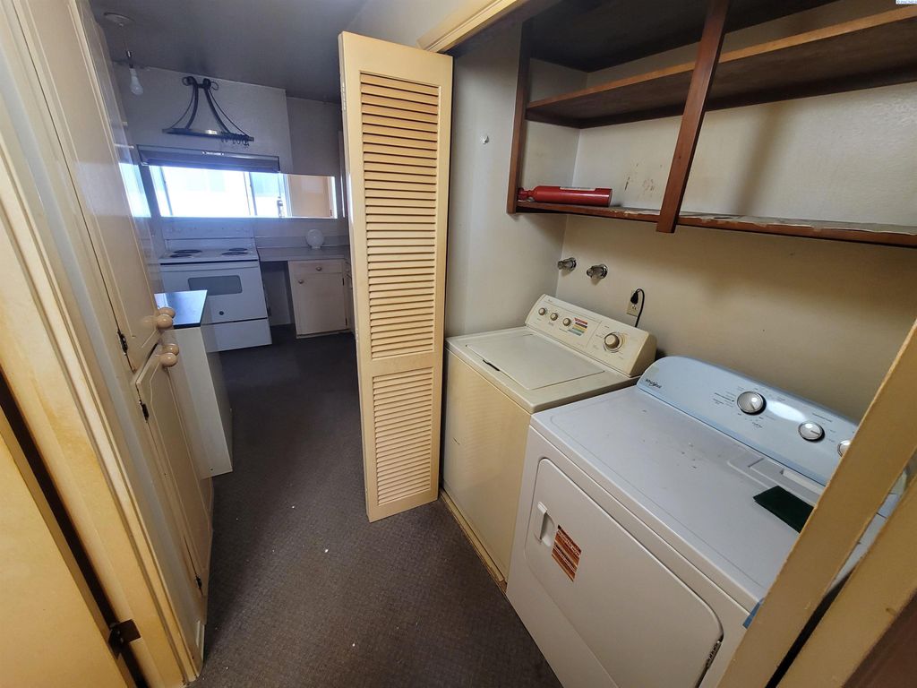 Photo of 1305 Goethals Drive #H, Richland, WA 99354 (MLS # 290532)