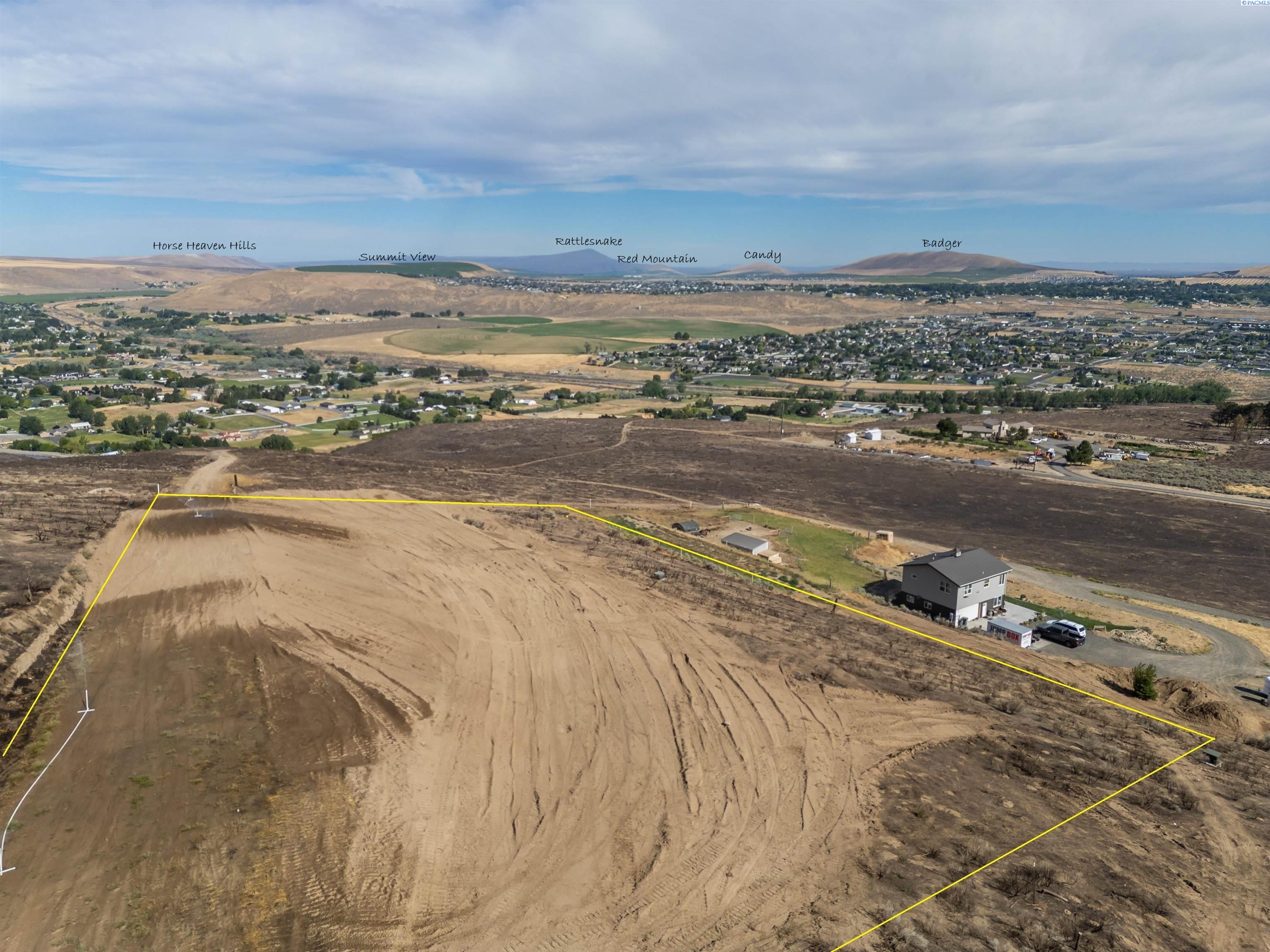 Photo 1 of 22 — 31825 Pico Dr, Kennewick, WA 99338