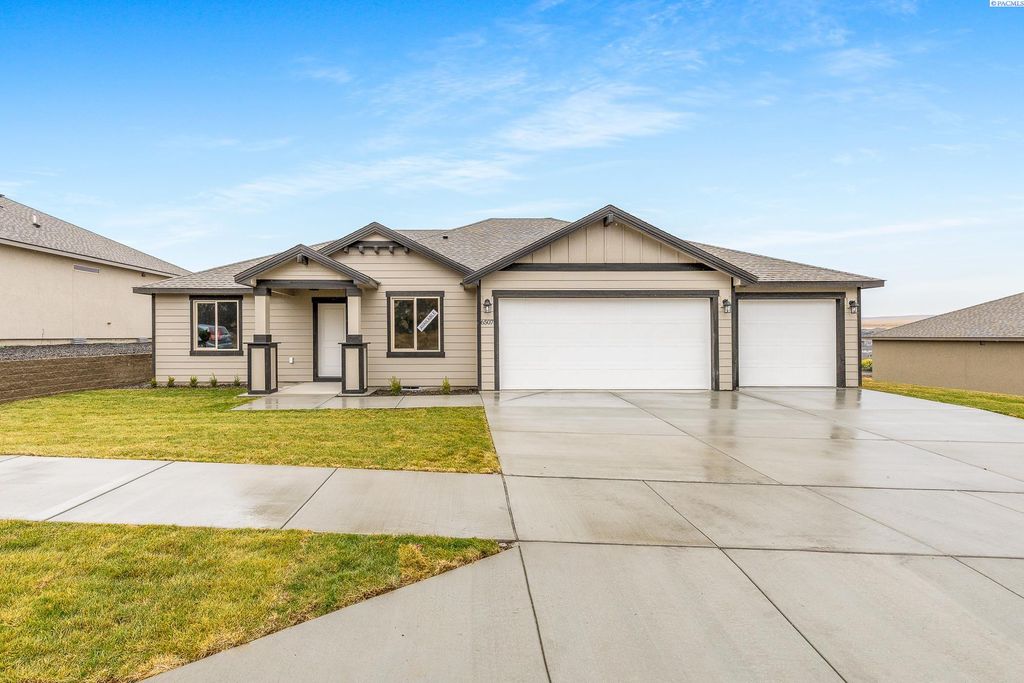 Photo of 6507 W 28th Ave, Kennewick, WA 99338 (MLS # 291800)