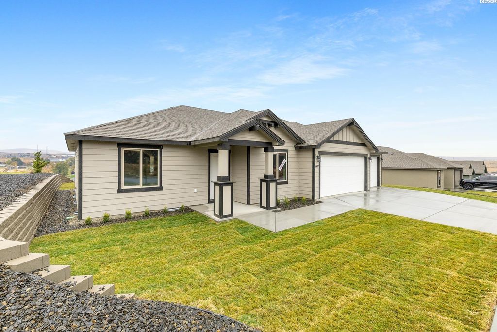 Photo of 6507 W 28th Ave, Kennewick, WA 99338 (MLS # 291800)