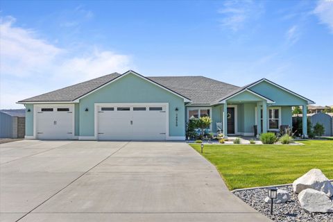 Photo of 14959 S Furlong Ln, Kennewick, WA 99338 (MLS # 293596)