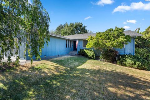 Photo of 5500 W 26th Ave, Kennewick, WA 99338 (MLS # 288429)