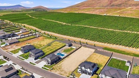 Photo of 3862 Highview St, Richland, WA 99352 (MLS # 294234)