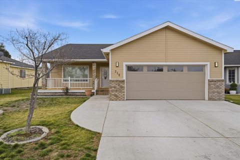 Photo of 218 Sun Willows Blvd, Pasco, WA 99301 (MLS # 290960)