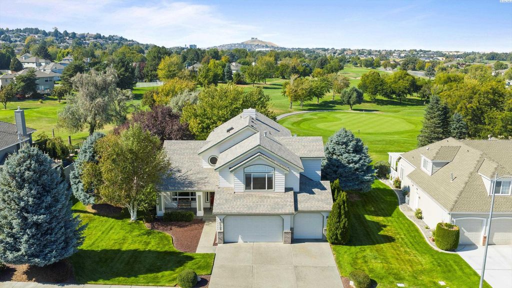 Photo of 4108 S Green St, Kennewick, WA 99337 (MLS # 290568)