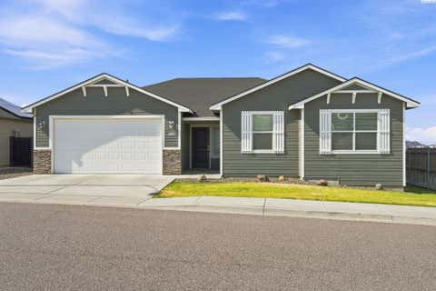 Photo of 6018 W 41st Ave, Kennewick, WA 99338 (MLS # 295111)