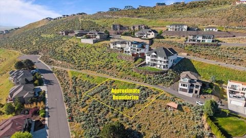 Photo of 464 Agier Dr, Richland, WA 99352 (MLS # 284113)