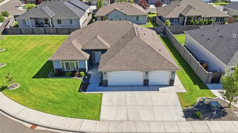 Photo of 7007 W 28th AVE, Kennewick, WA 99336 (MLS # 293831)
