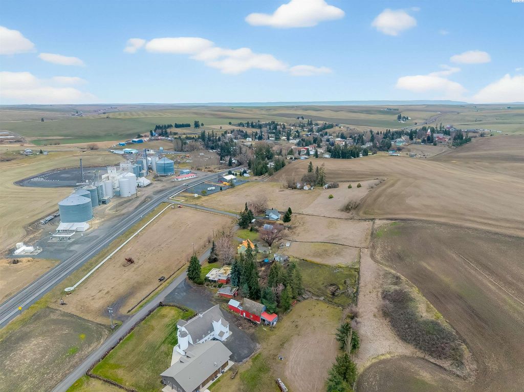 Photo of 409 N Parkway, Uniontown, WA 99179 (MLS # 289850)