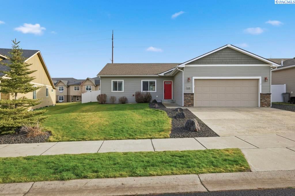 Photo of 1020 SW Corral Ct, Pullman, WA 99163 (MLS # 289488)