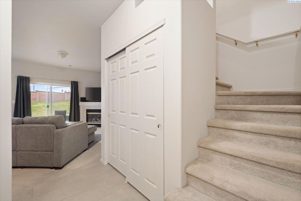 Photo of 6018 Mia Lane, Pasco, WA 99301 (MLS # 291282)