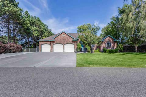 Photo of 1125 S Tranquility Prse, Kennewick, WA 99338 (MLS # 294441)