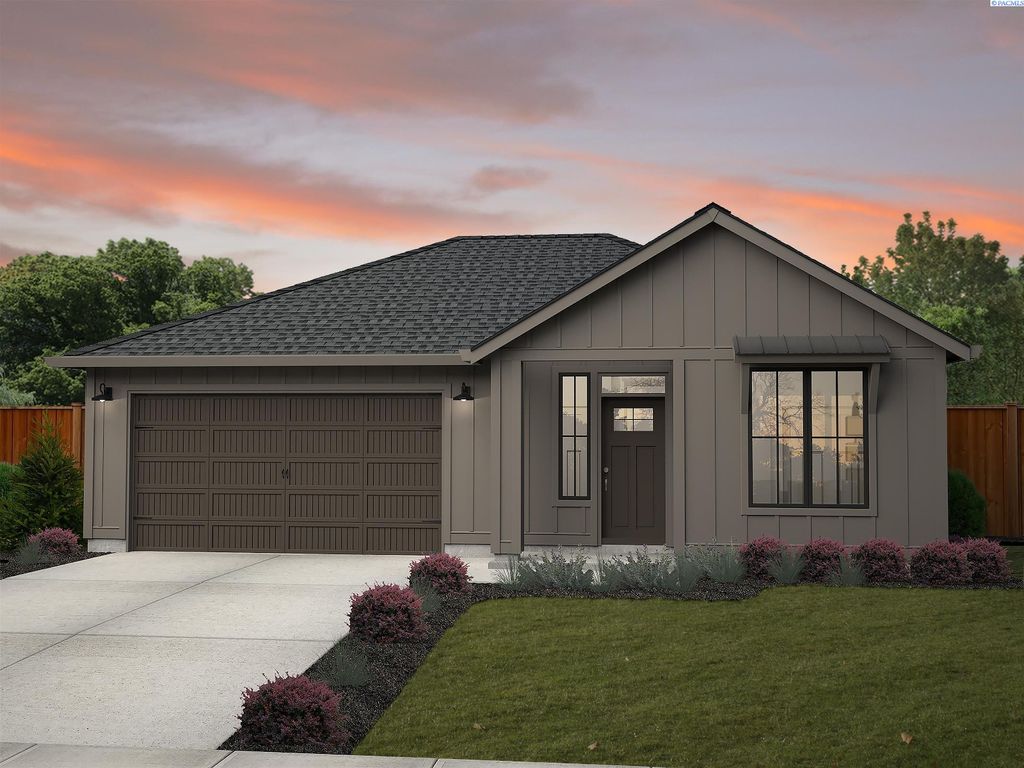 Photo of 301 Sapphire Ave, Grandview, WA 98930 (MLS # 291384)