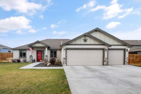 Photo of 6102 Rd 90, Pasco, WA 99301 (MLS # 289712)