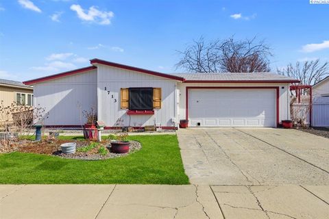 Photo of 1713 S 69th Ave, Yakima, WA 98908 (MLS # 291534)