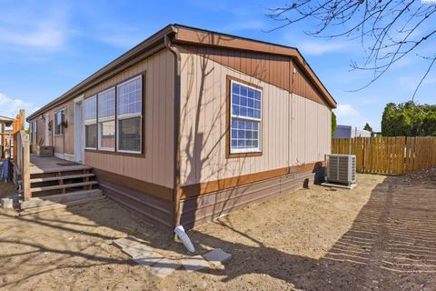 Photo of 2105 N Steptoe Street #25 ST, Kennewick, WA 99336 (MLS # 293029)
