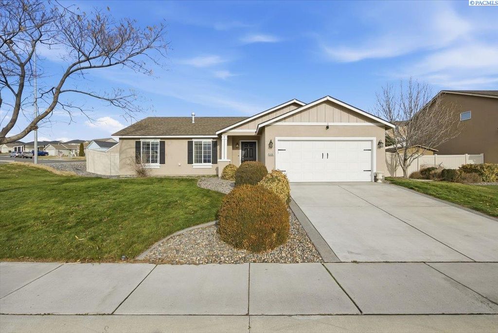 Photo of 5909 Pimlico Dr, Pasco, WA 99301 (MLS # 289717)