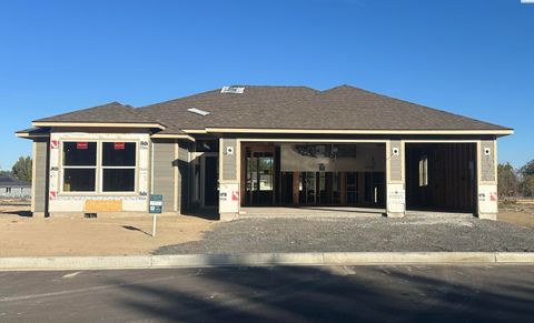 Photo of 2803 S Alder St, Kennewick, WA 99337 (MLS # 287229)