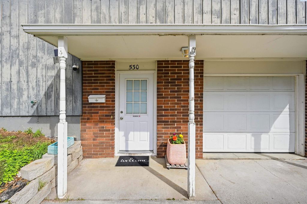 Photo of 530 Polaris St, Pullman, WA 99163 (MLS # 291849)