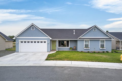 Photo of 219 Emick Lane, Prosser, WA 99350 (MLS # 294245)