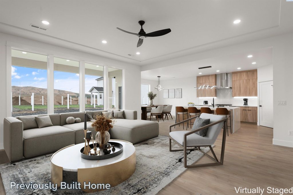 Photo of 3749 Morningside Parkway, Richland, WA 99352 (MLS # 289373)