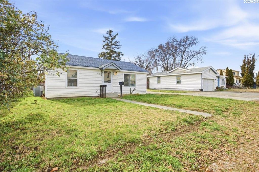 Photo of 1503 W 4th Pl, Kennewick, WA 99336 (MLS # 290675)