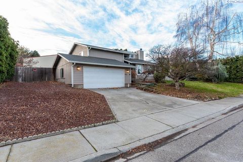 Photo of 6907 W 3rd Ave, Kennewick, WA 99336 (MLS # 289002)