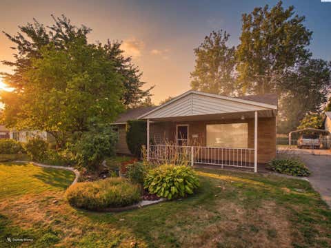 Photo of 609 Cottonwood DR, Richland, WA 99352 (MLS # 295200)
