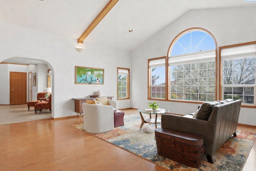 Photo of 6711 W 20th Ave, Kennewick, WA 99338 (MLS # 291590)