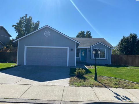 Photo of 7145 W 6th Pl, Kennewick, WA 99336 (MLS # 288316)
