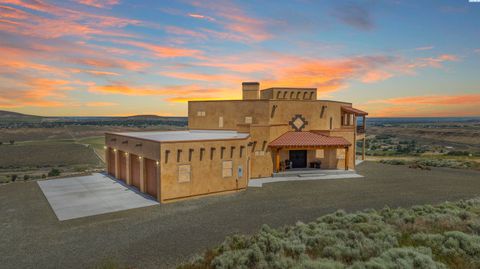 Photo of 34214 S Glenn Miller Road Pr Se Pr, Kennewick, WA 99338 (MLS # 291402)