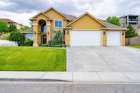Photo of 1633 Meadow Hills Dr, Richland, WA 99352 (MLS # 291812)