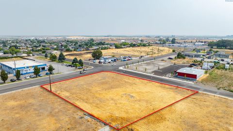 Photo of NKA Lewis Street, Pasco, WA 99301 (MLS # 294947)