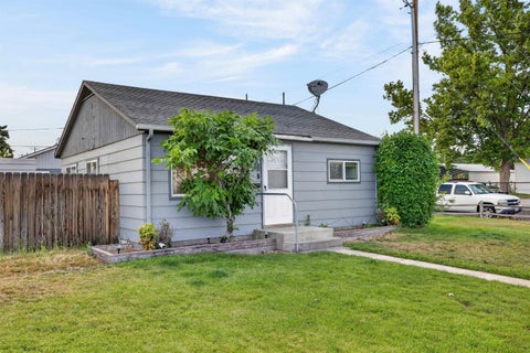 Photo of 715 Thayer Dr, Richland, WA 99352 (MLS # 293920)
