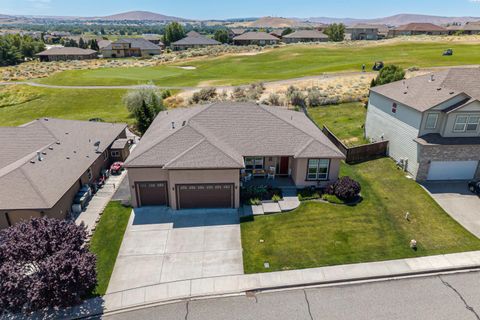 Photo of 2860 Sawgrass Loop, Richland, WA 99354 (MLS # 292424)