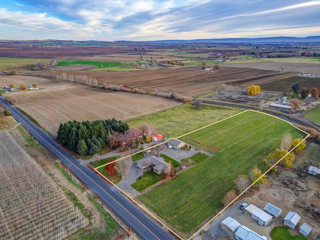 Photo of 10240 Van Belle Road, Sunnyside, WA 98944 (MLS # 289099)