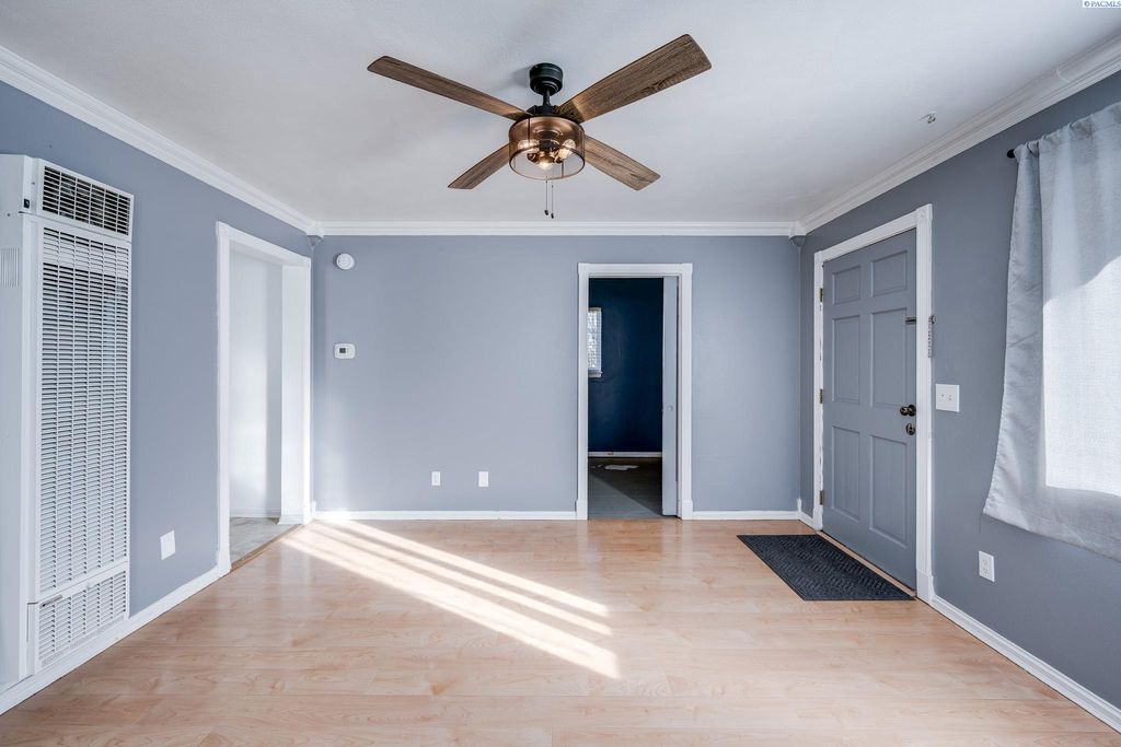 Photo of 1601 N Cedar St, Colfax, WA 99111 (MLS # 289847)