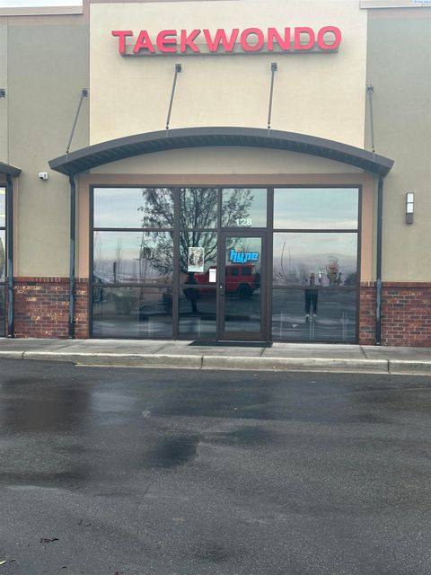 Photo of 2909 S Quillan St #128, Kennewick, WA 99337 (MLS # 289335)